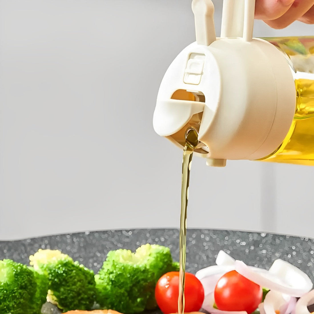 2-in-1 Olive Oil Dispenser &amp; Sprayer – Perfect for Cooking, Salads, and BBQ