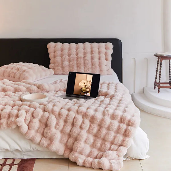 LuxeWarm Blanket