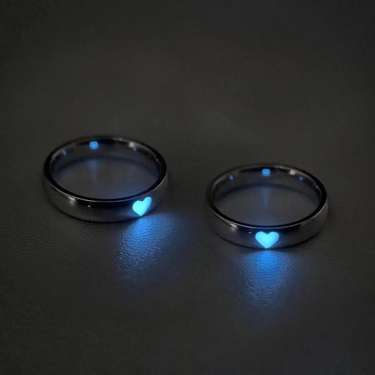 Glow in Dark Matching Hearts Couple Rings Set - Adjustable Size