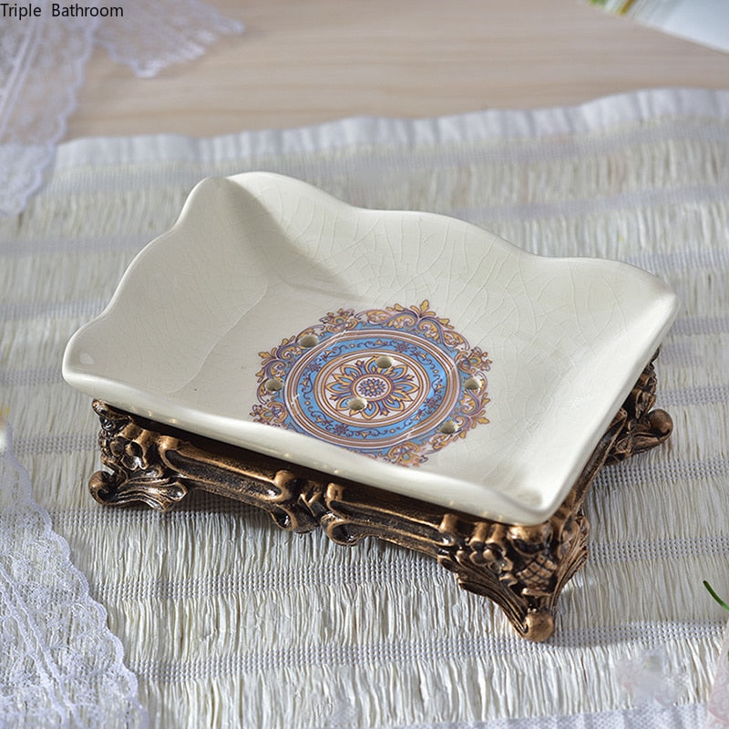 Vintage Charm Soap Dish: Elegant Design with Timeless Appeal