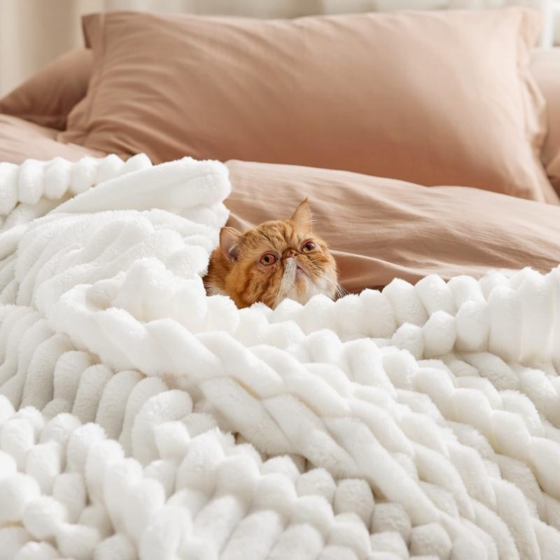 CozyStripe Blanket